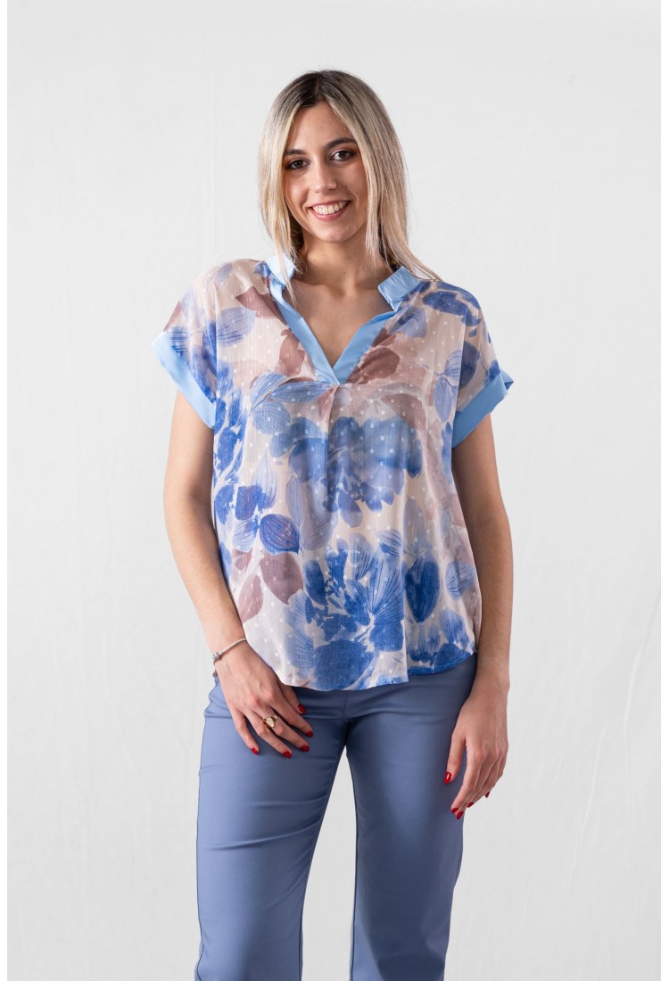 ΜΠΛΟΥΖΑ FLORAL ΜΕ V ΝΤΕΚΟΛΤΕ 881 ΜΠΛΟΥΖΑ FLORAL ΜΕ V ΝΤΕΚΟΛΤΕ 881