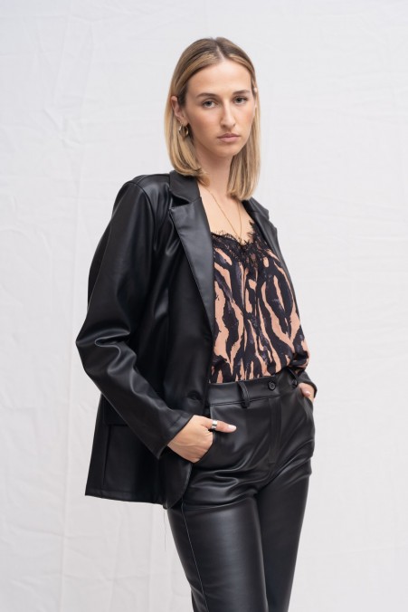 LEATHER JACKET WITH BUTTONS 83007