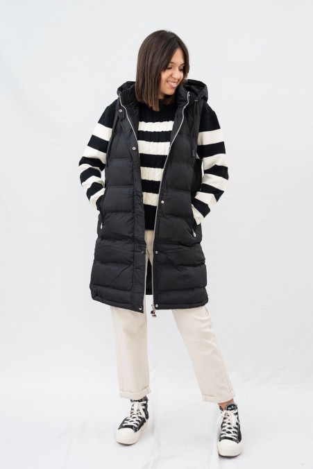SLEEVELESS JACKET WITH DETACHABLE HOOD 9313 SLEEVELESS JACKET WITH DETACHABLE HOOD 9313