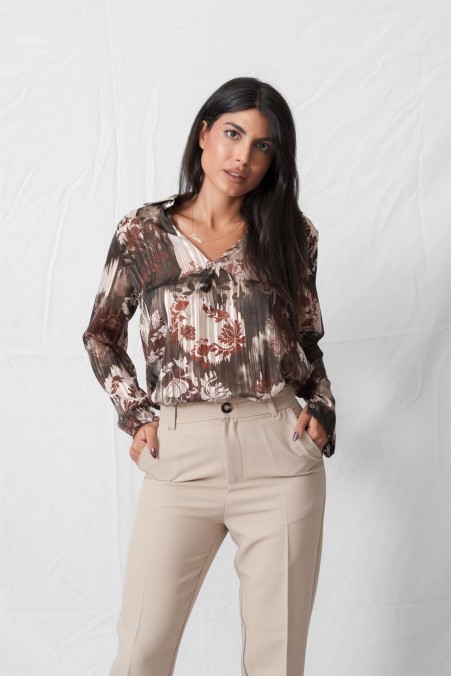 V-NECK BLOUSE WITH GOLDEN THREAD 9617 V-NECK BLOUSE WITH GOLDEN THREAD 9617