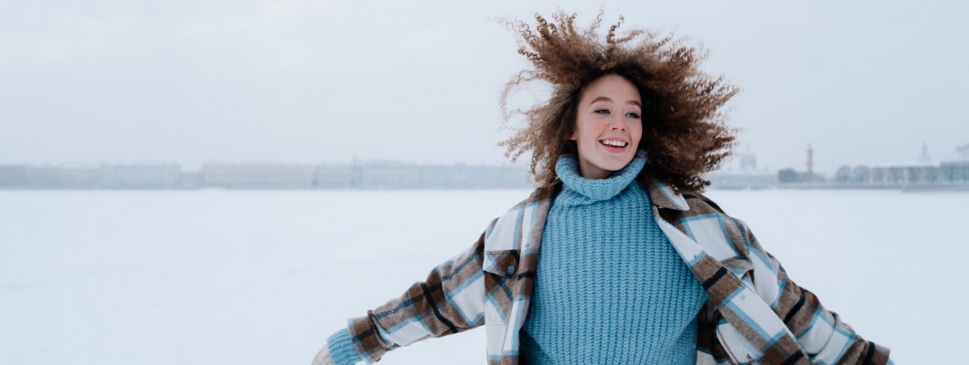 Πώς να ντυθείς τον χειμώνα: 15 συμβουλές μόδας για τον κρύο καιρό.