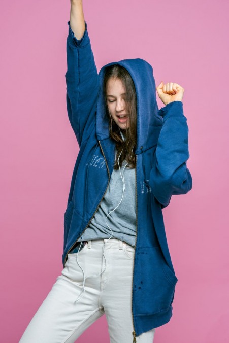 Κορυφαίοι 10 λόγοι για να φορέσετε ένα φούτερ με κουκούλα Κορυφαίοι 10 λόγοι για να φορέσετε ένα φούτερ με κουκούλα